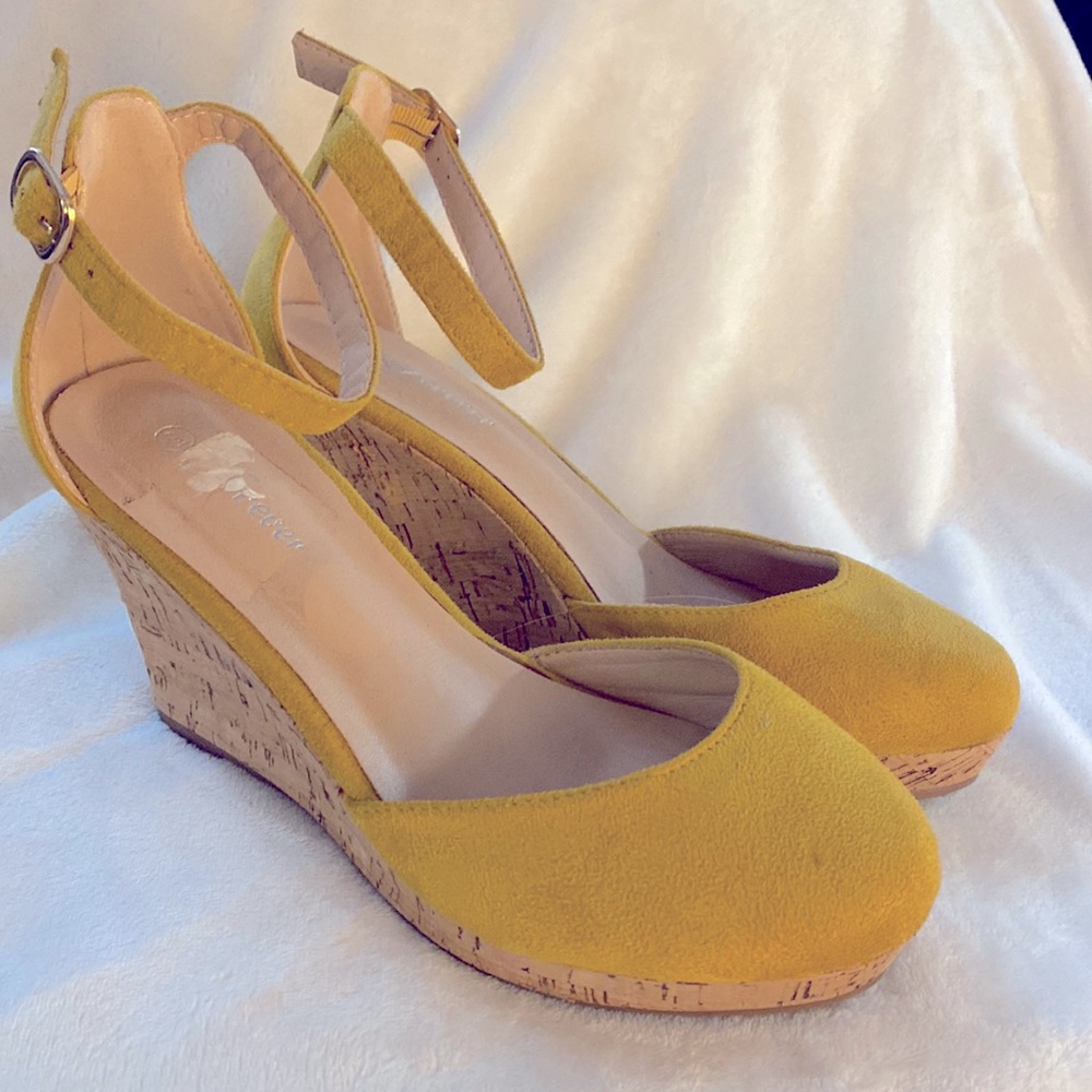 Mustard wedges